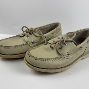 Rockport Men's Light Tan leather Boat Shoes size 9